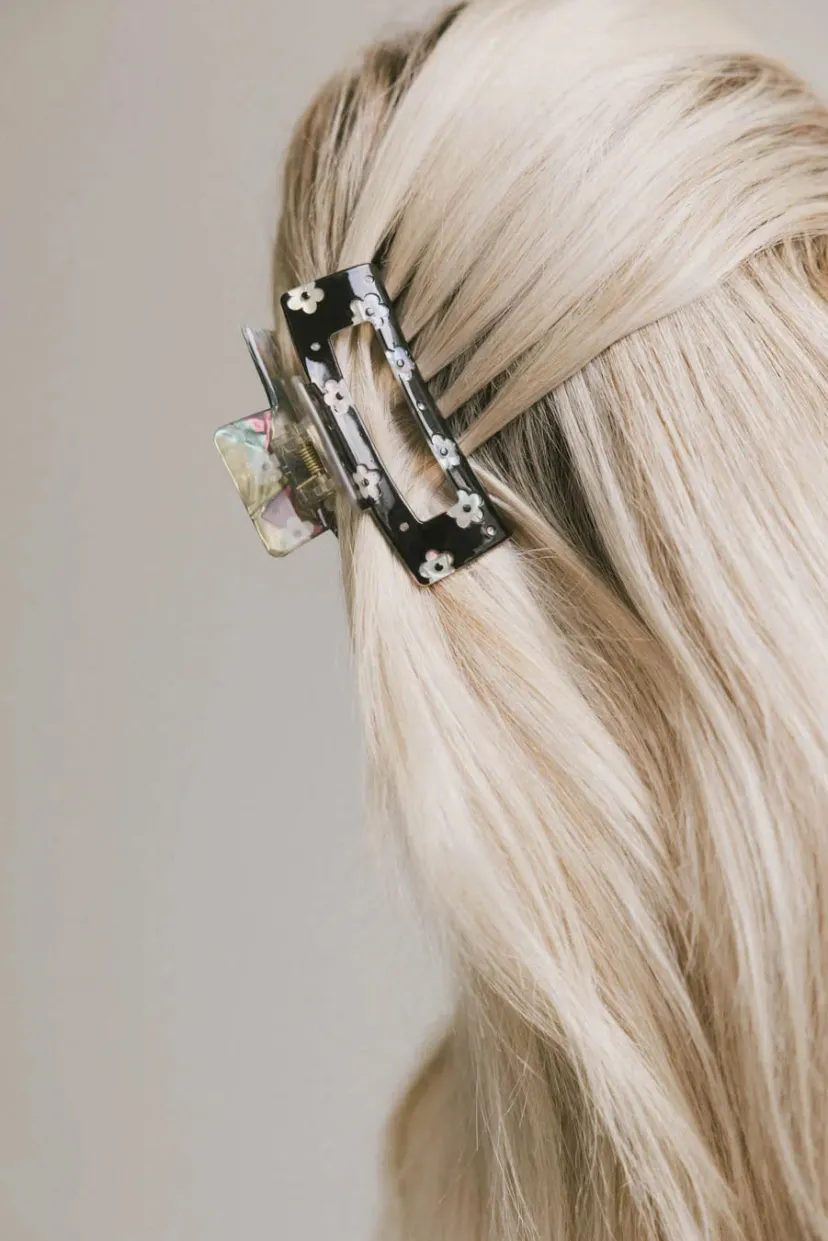 Hair Accessories>Bohme Daisy Inlay Claw Clip in Black