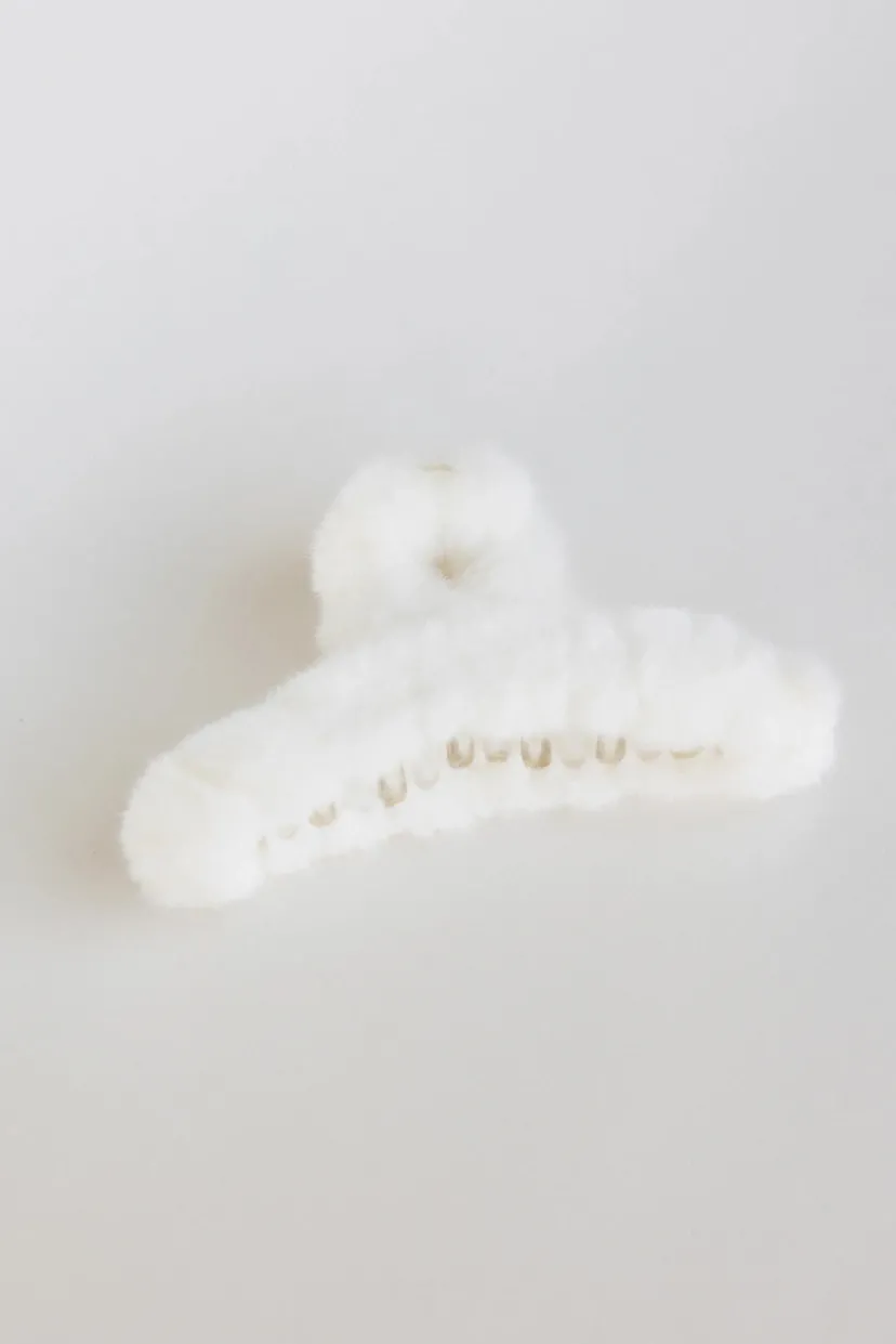 Hair Accessories>Bohme Fuzzy Claw Clip in Cream