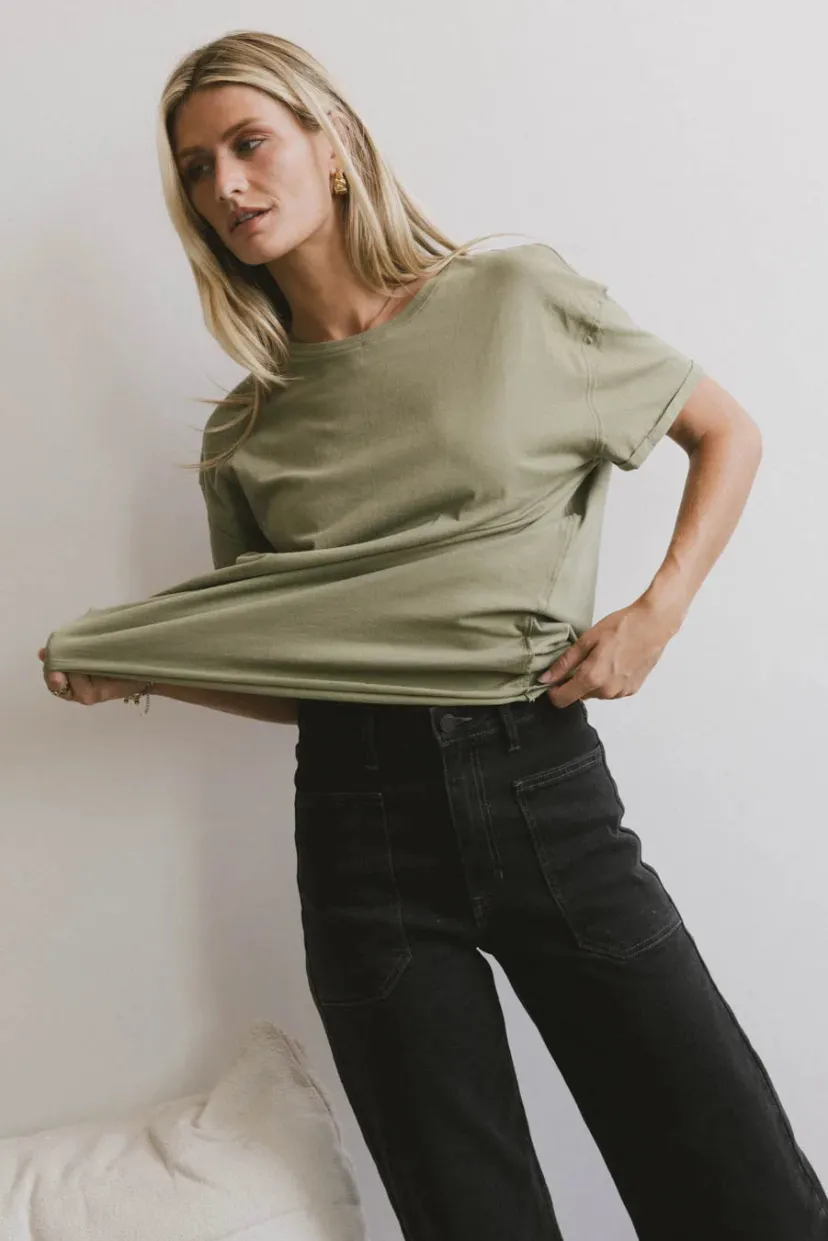 Tops | Essentials>Bohme Gunner Basic Tee in Light Olive Lightolive