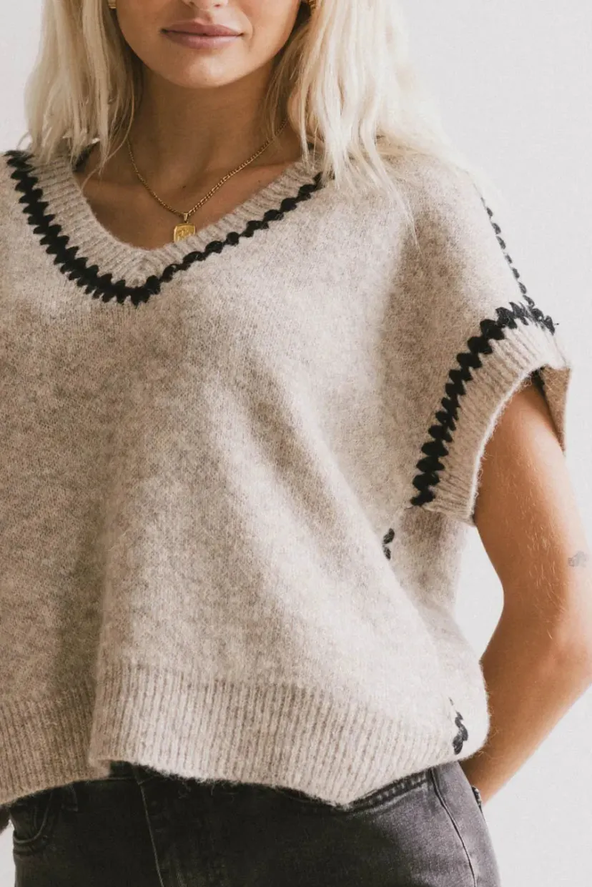 Tops>Bohme Hazel Embroidered Sweater Top in Oatmeal