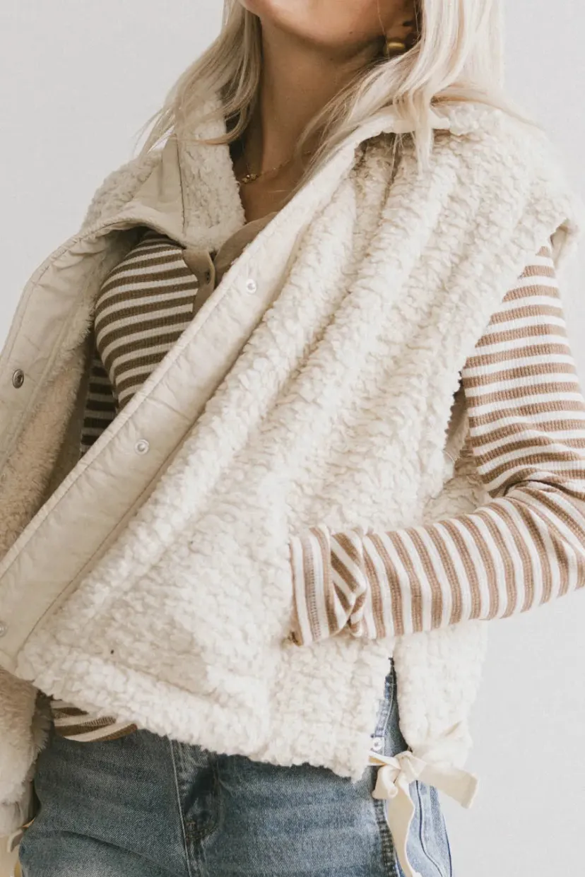 Tops | Vests>Bohme Johanna Sherpa Vest in Beige