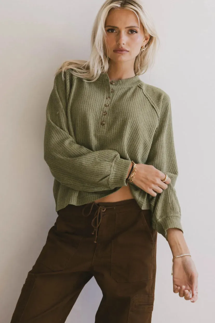 Tops>Bohme Kami Henley Top in Olive