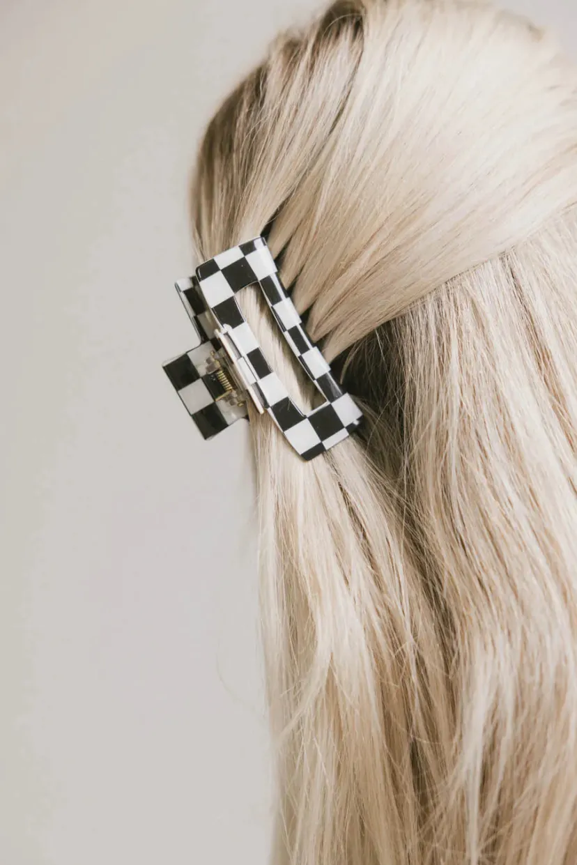 Hair Accessories>Bohme Medium Cutout Claw Clip in Checker Black