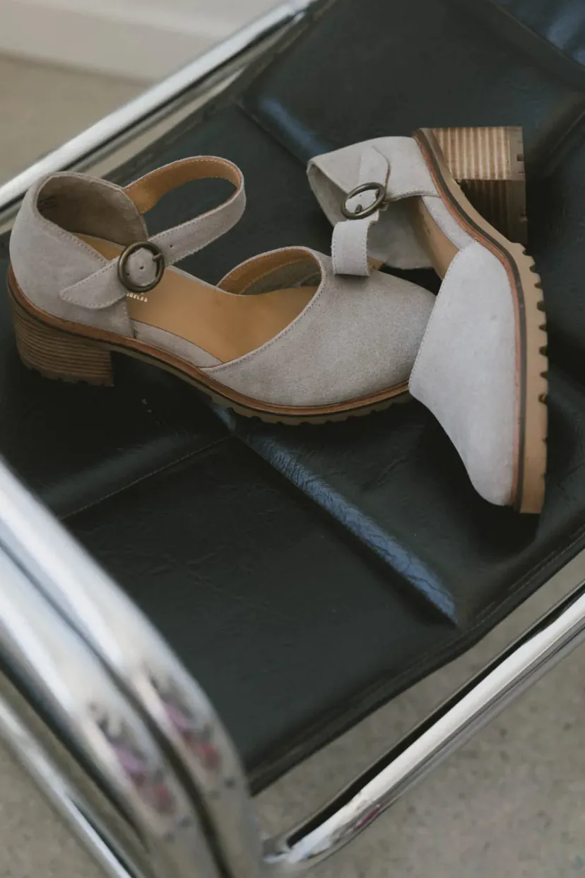 Shoes>Bohme Seychelles Lock and Key Heel in Taupe