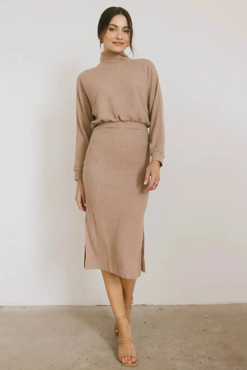 Dresses | Midi Dresses>Bohme Ulrich Sweater Dress in Tan